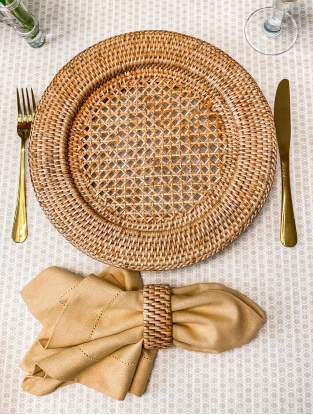 Anel de guardanapo em rattan