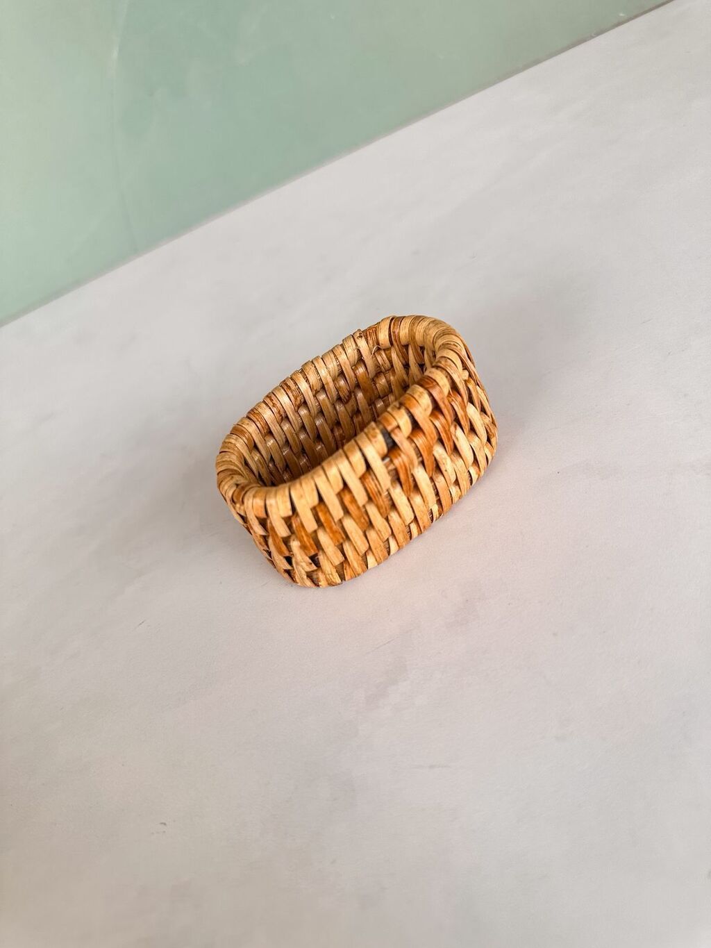 Anel de guardanapo em rattan